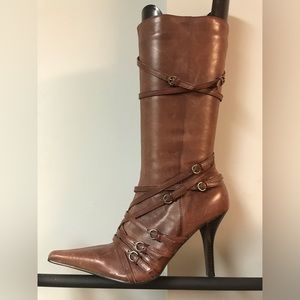 Pyramidis by GVD Leather stiletto heel boots w/ buckles in distressed wine/mauve